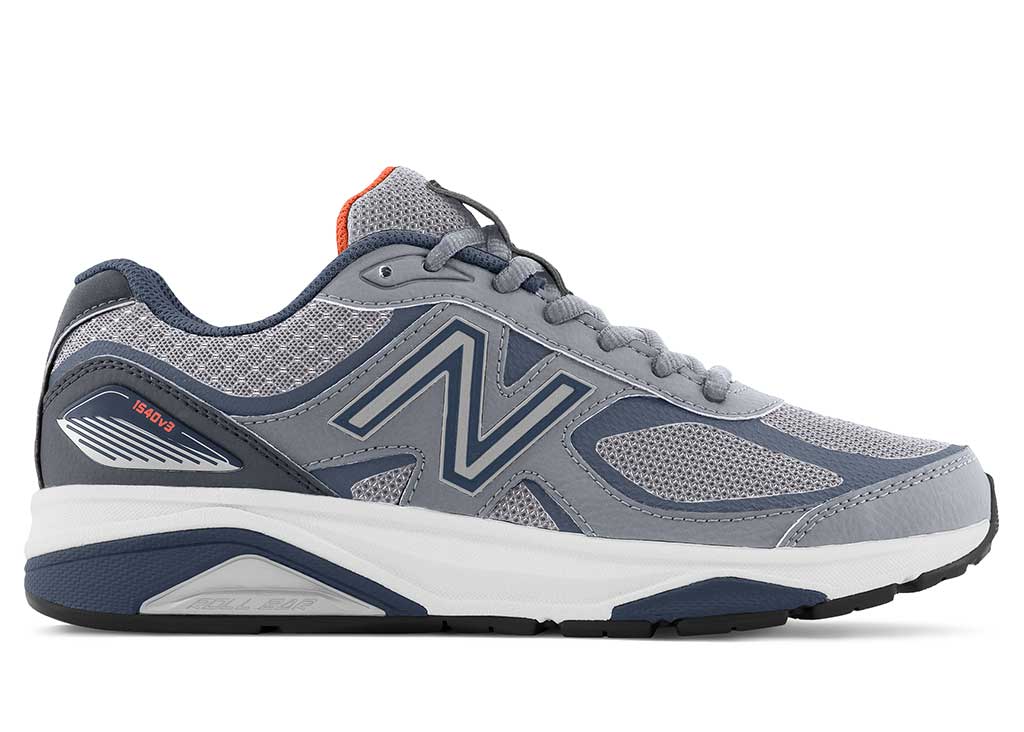 New Balance Women's 1540v3