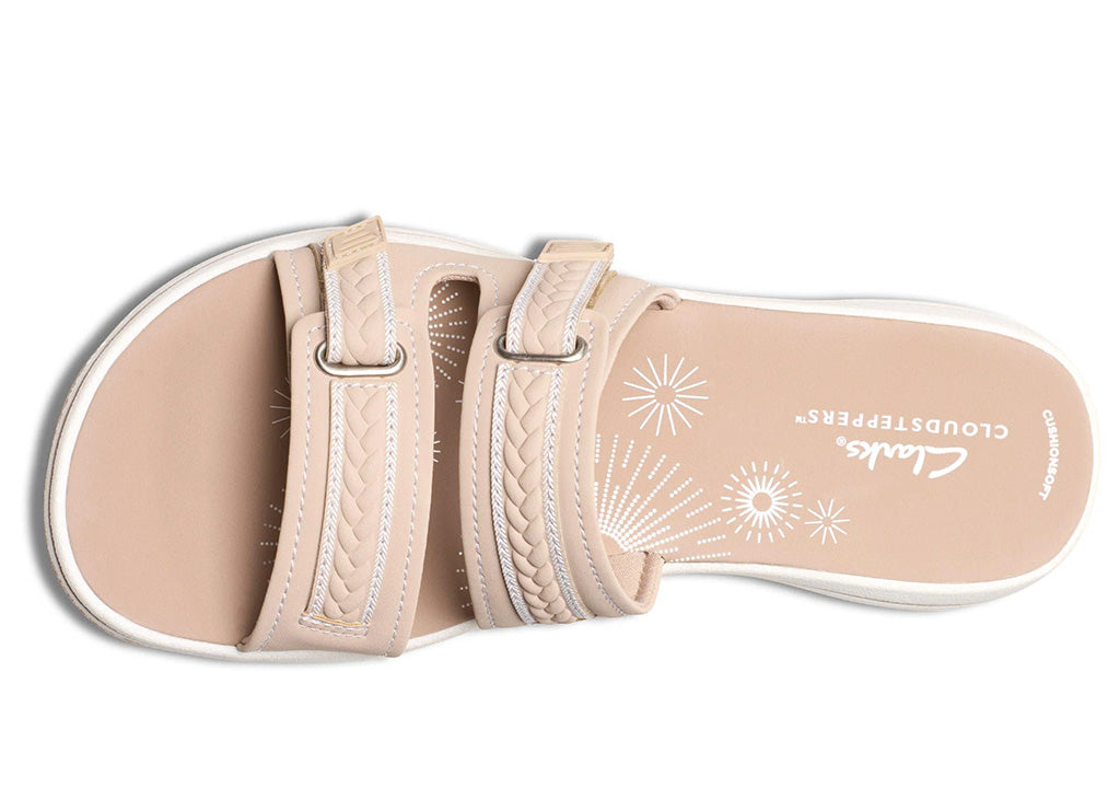 Clarks Women's Breezey Eve