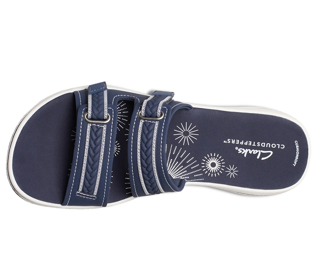 Clarks Women's Breezey Eve