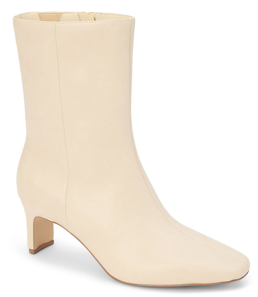Beach by Matisse Women's Adler Heeled Mid-Calf Boot