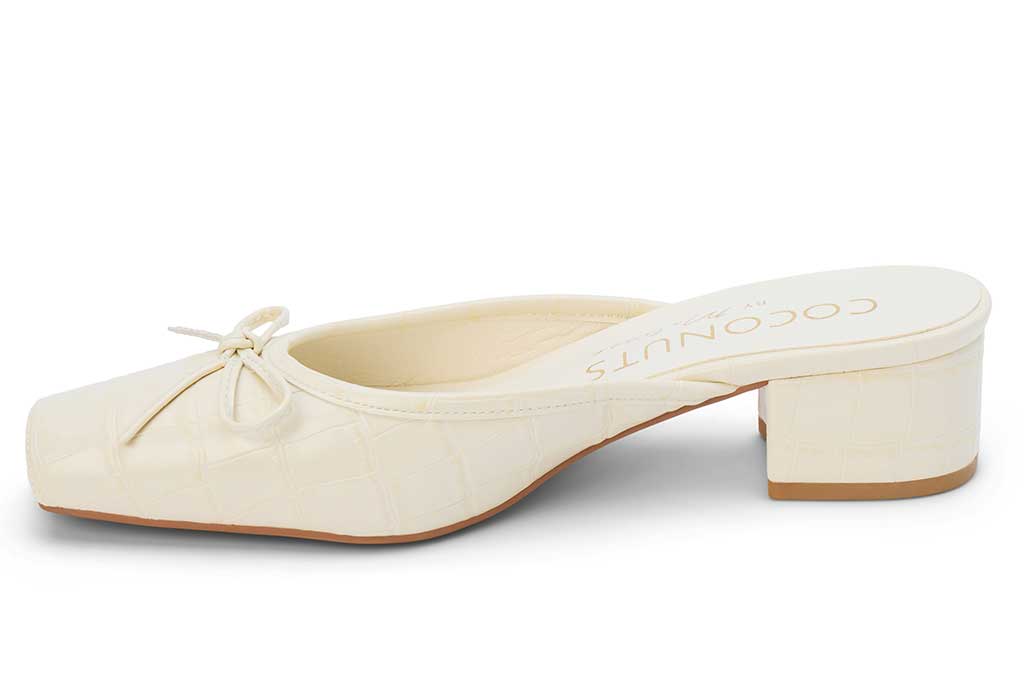 Coconuts by Matisse Women's Geneva