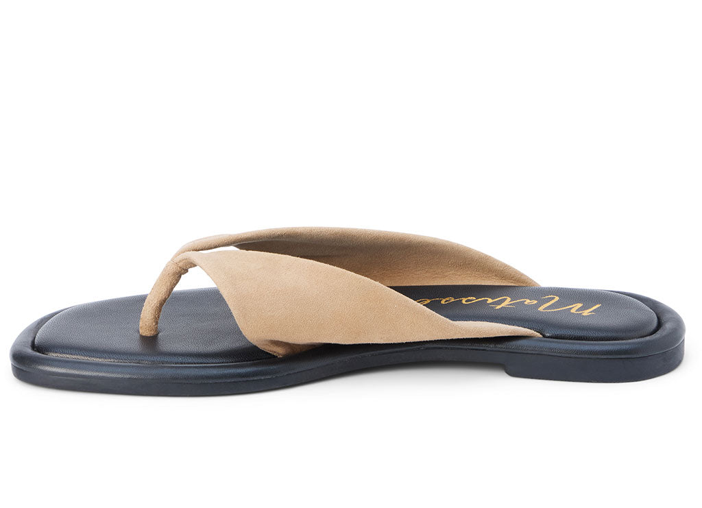 Matisse Women's Mirage Flat Thong Sandal
