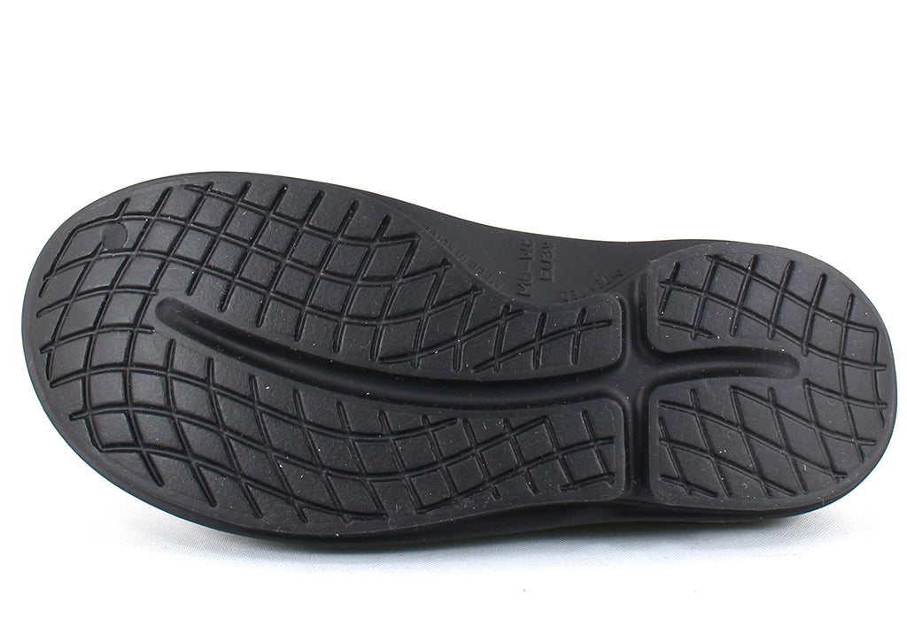 Oofos Women's Oocloog Black Matte