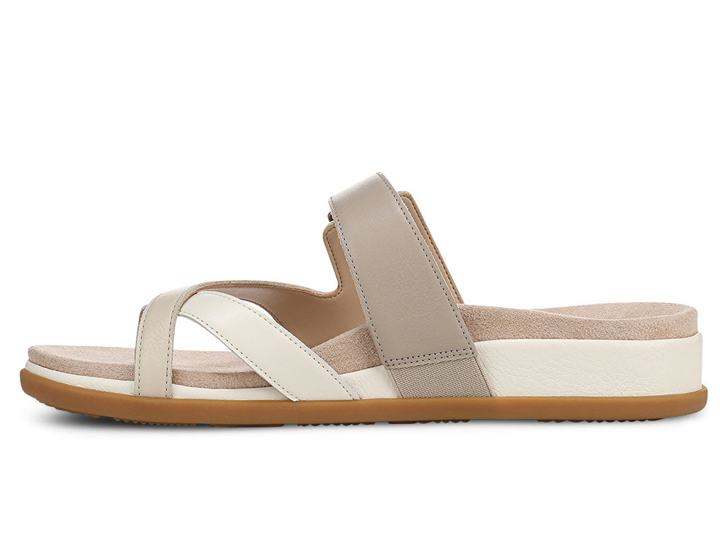 Vionic Women's Carmela