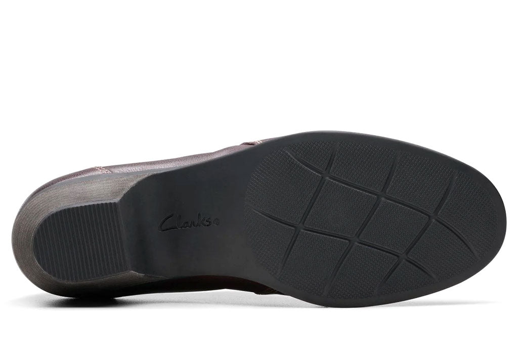 Clarks Women's Emily2 Braley Leather Shootie