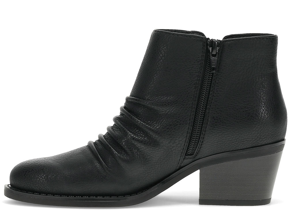 Baretraps Women's Linnea