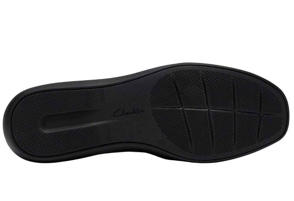 Clarks Women's Lynell Bay Buckle Loafer