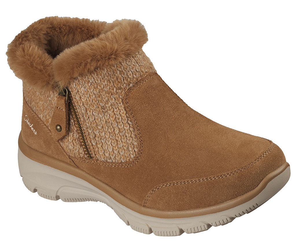 Skechers Women's Relaxed Fit Easy Going Cozy Lodge Bootie