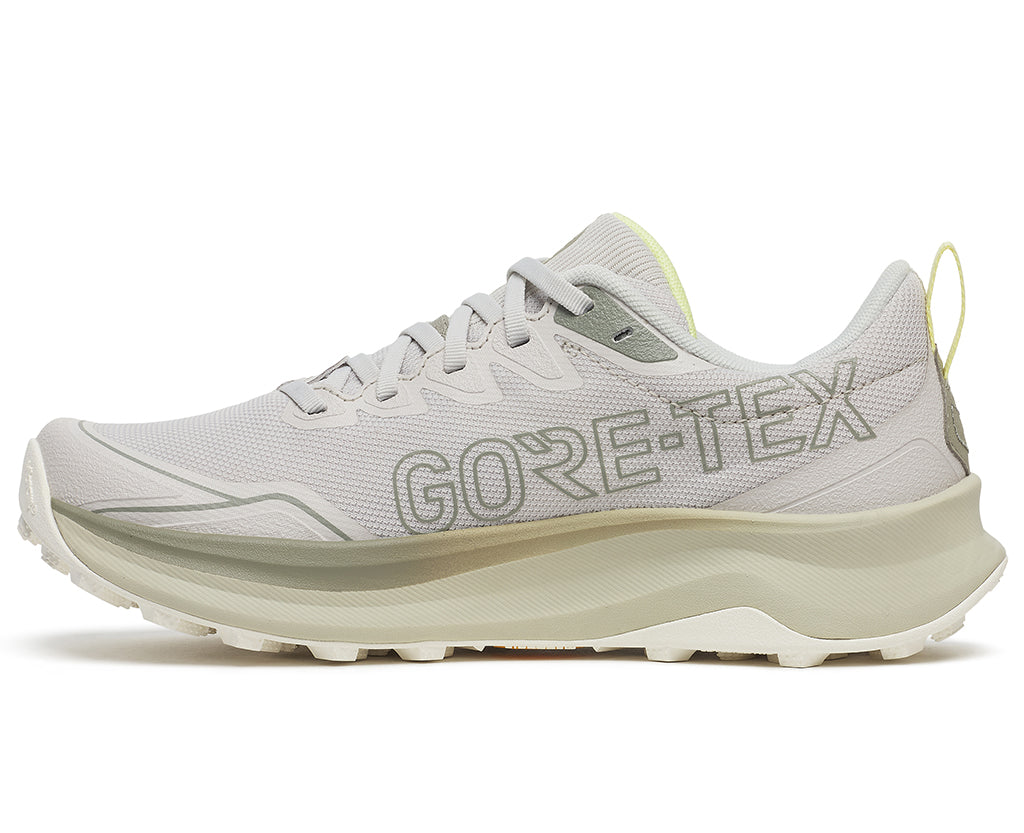Saucony Women's Peregrine 16 GTX Sneakers