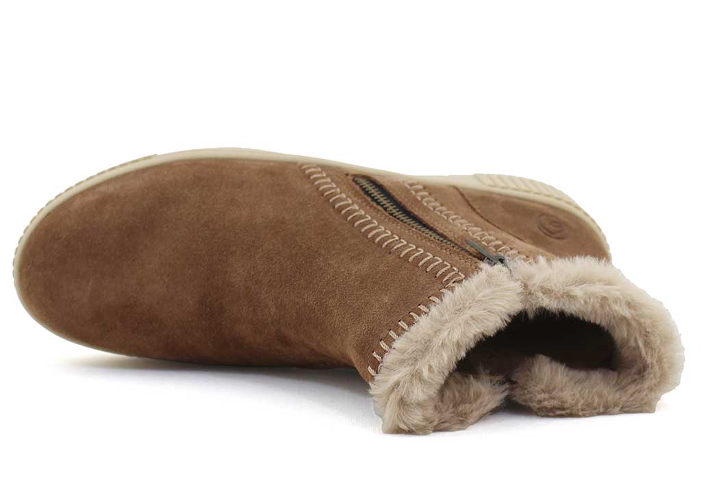 Remonte Women's D3B70 Bonnie Water Resistant Winter Bootie