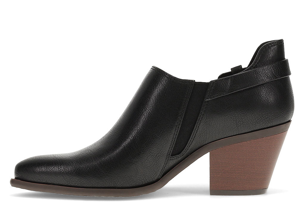 Baretraps Women's Yanah Block Heel Shootie