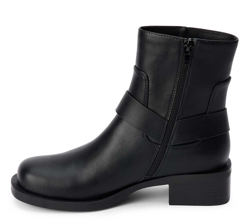 Coconuts by Matisse Women's Mac Boots