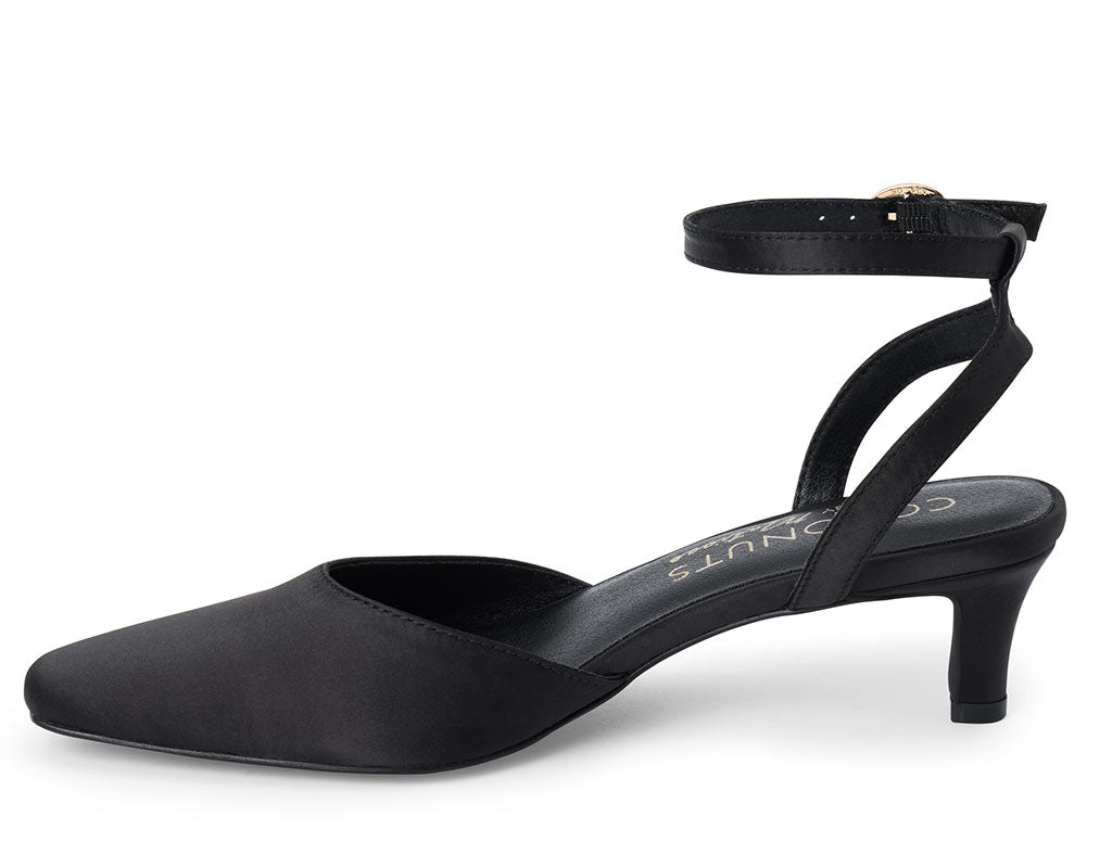 Coconuts by Matisse Women's Finn Pointed Toe Pumps