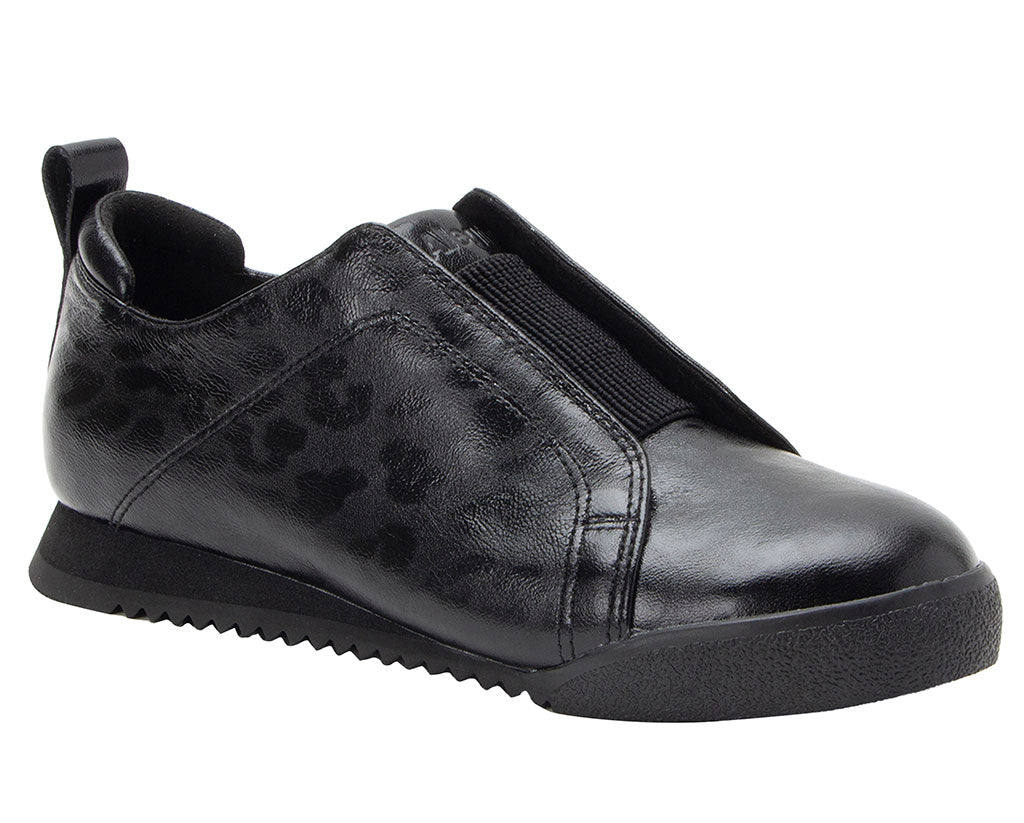 Alegria Women's Reah Slip-Resistant Sporty Retro Sneakers