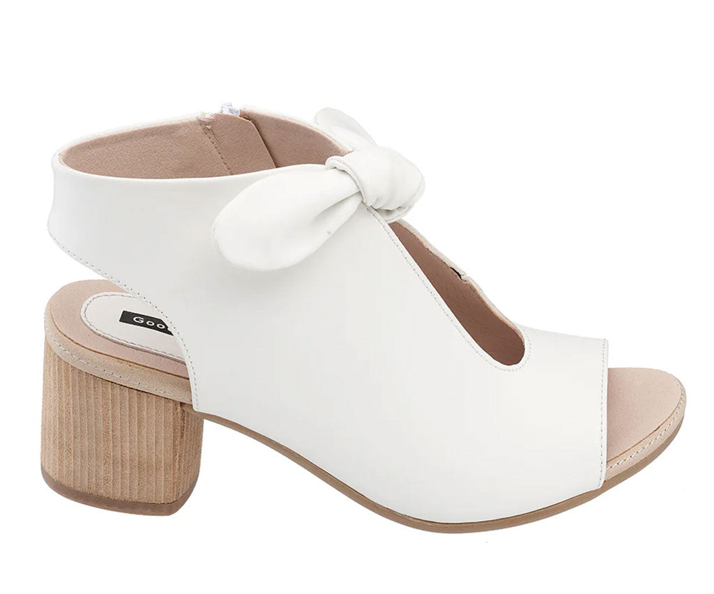 GC Shoes Women's Kimora Bow Sandals