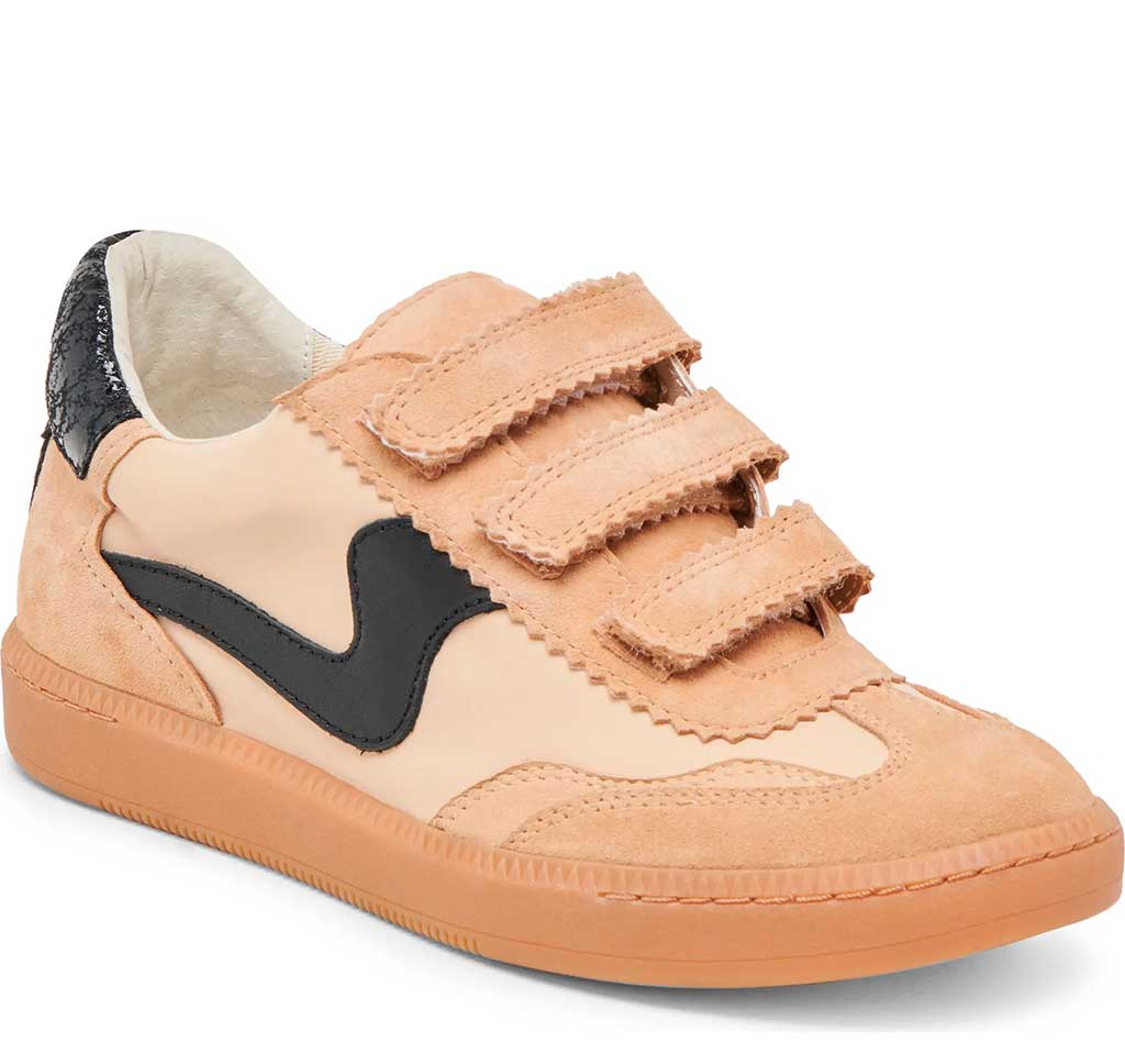 Dolce Vita Women's Notice