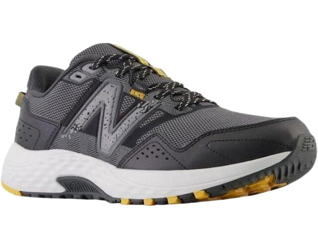 New Balance Men's MT410v8 Sneakers