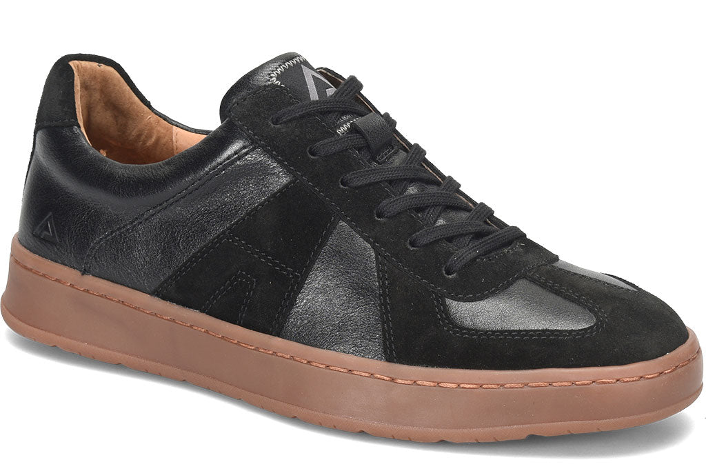 Nurse Mates Men's Verano Lace-Up Slip-Resistant Sneakers