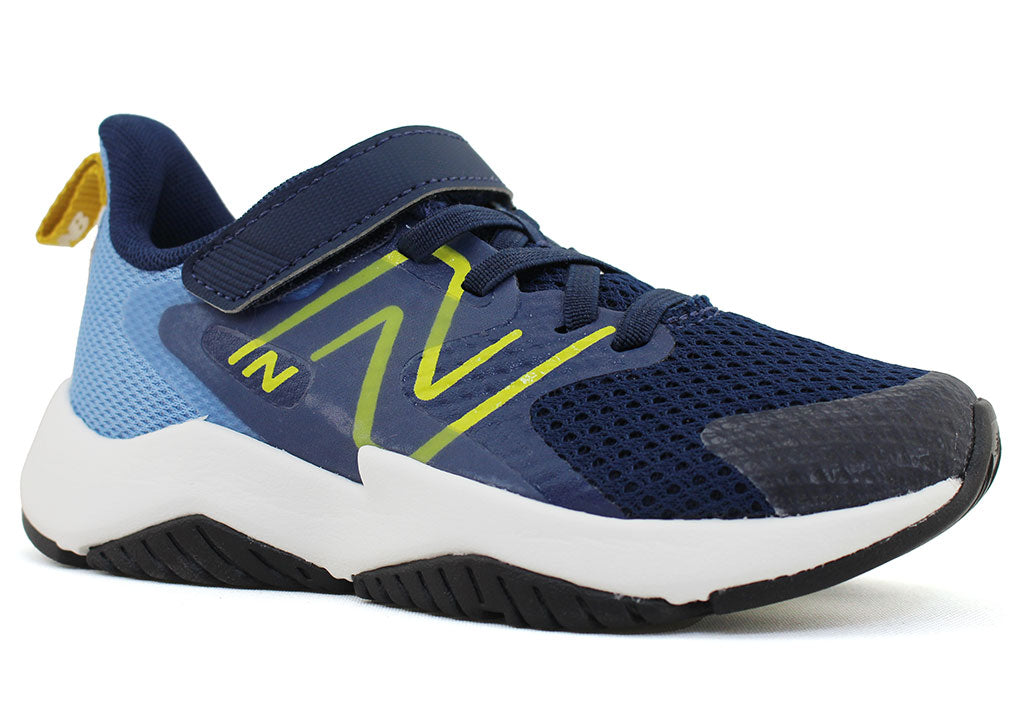 New Balance Big Kids Arishi v4 Sneakers