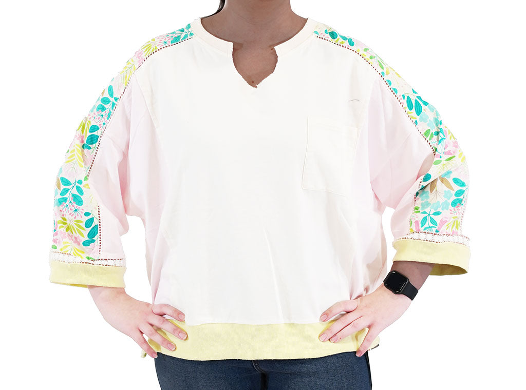 Easel Mix Floral Top