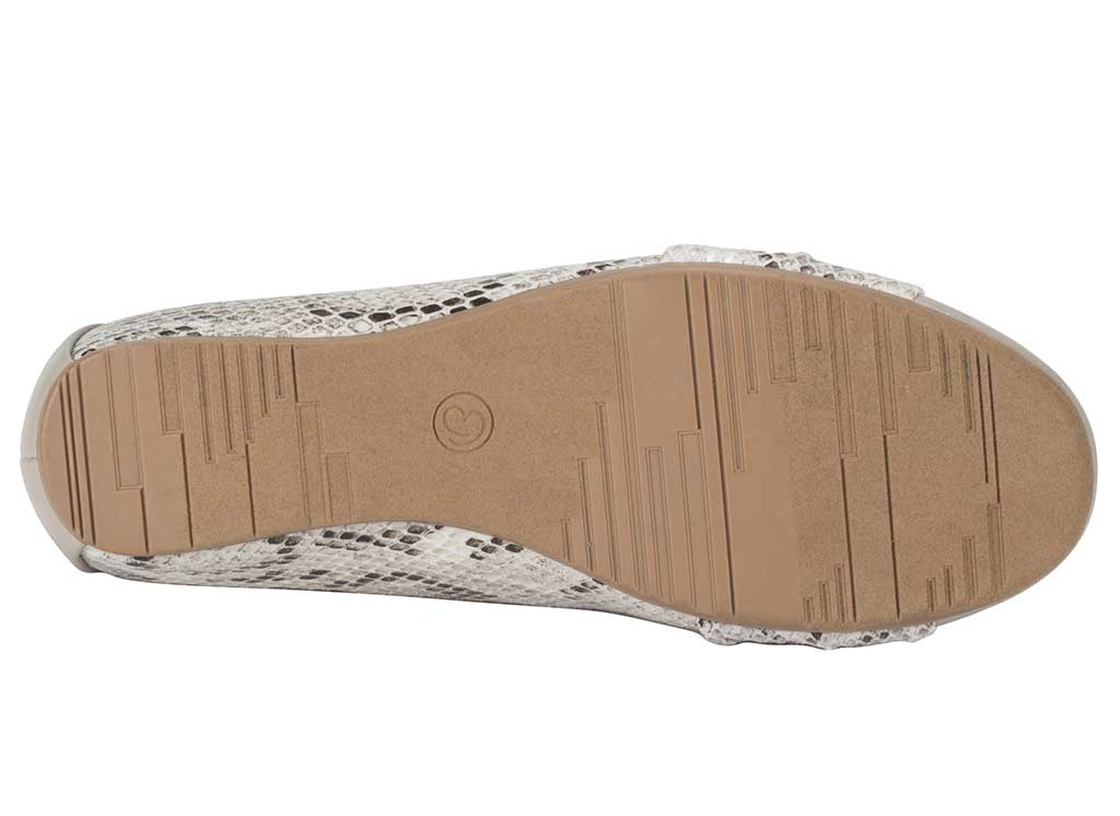 Baretraps Women's Mitsy Slip-Resistant Ballet Flats