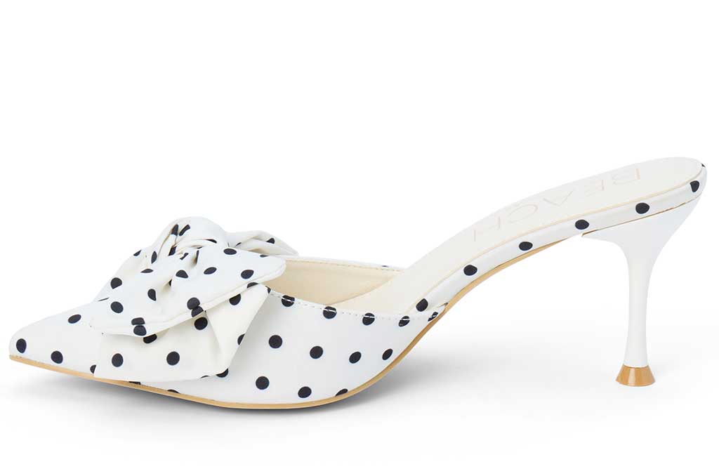 Beach by Matisse Women's Goldie Bow Pump