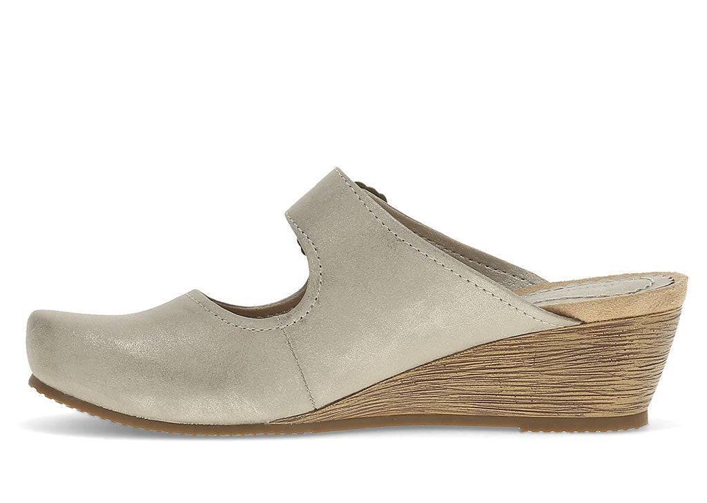 Baretraps Women's Luna Mary Jane Mule
