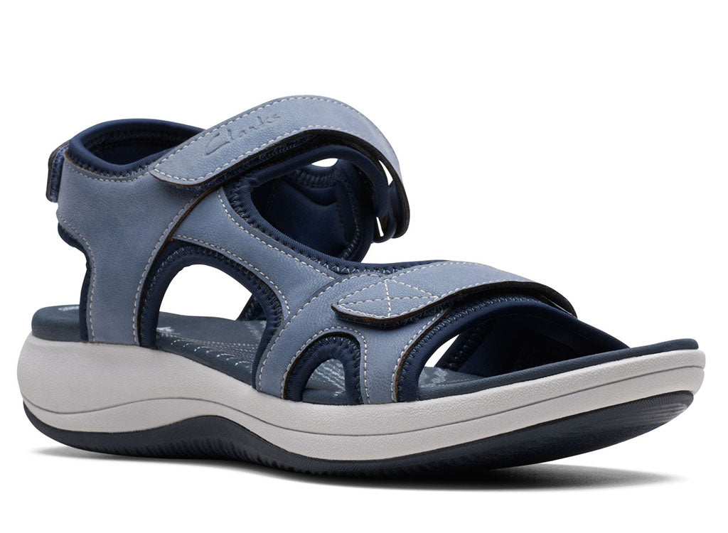 Clarks Women's Mira Bay