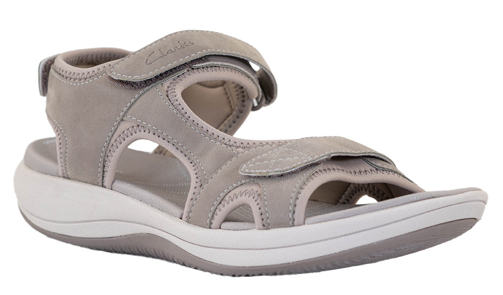 Clarks Women's Mira Bay