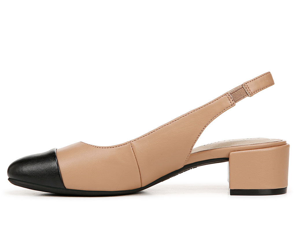 LifeStride Women's Becoming