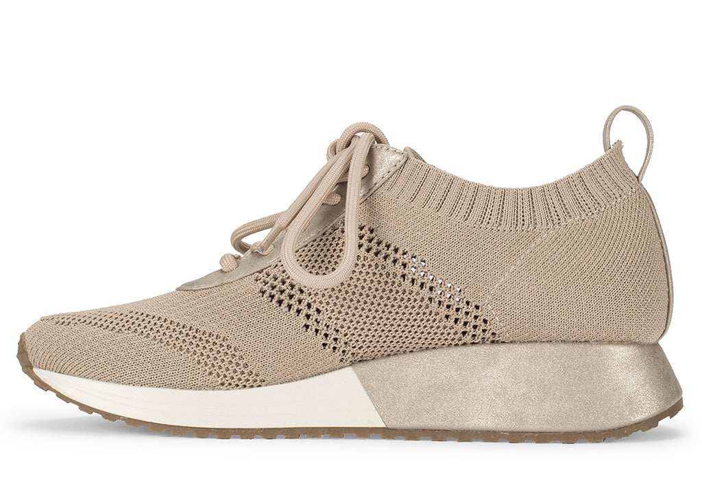 Baretraps Women's Palta Sneaker