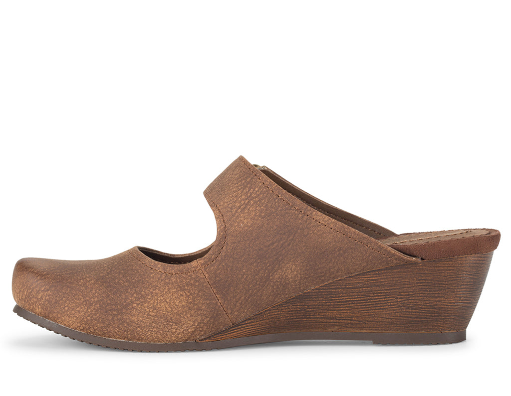 Baretraps Women's Luna Mary Jane Mule