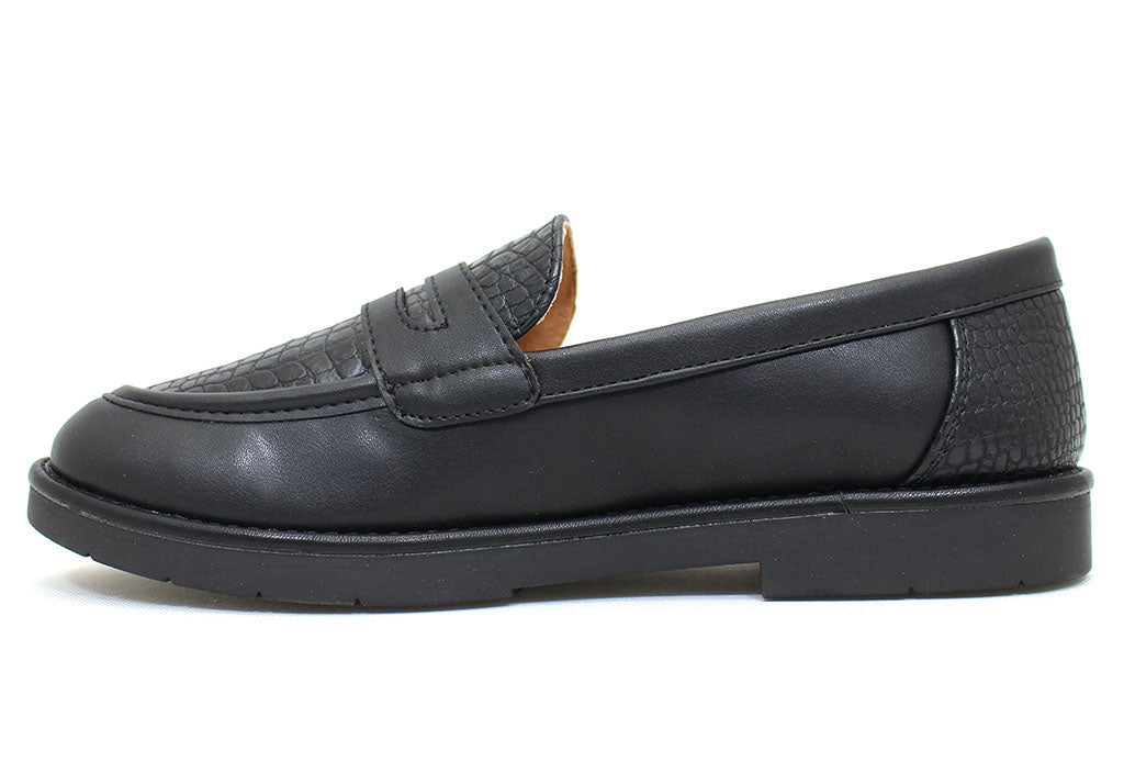 Baretraps Women's Calli Penny Loafer