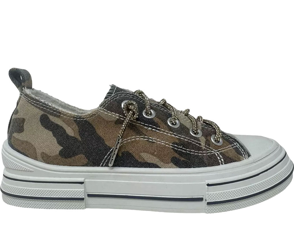 Very G Women's Aman Camo Platform Sneaker