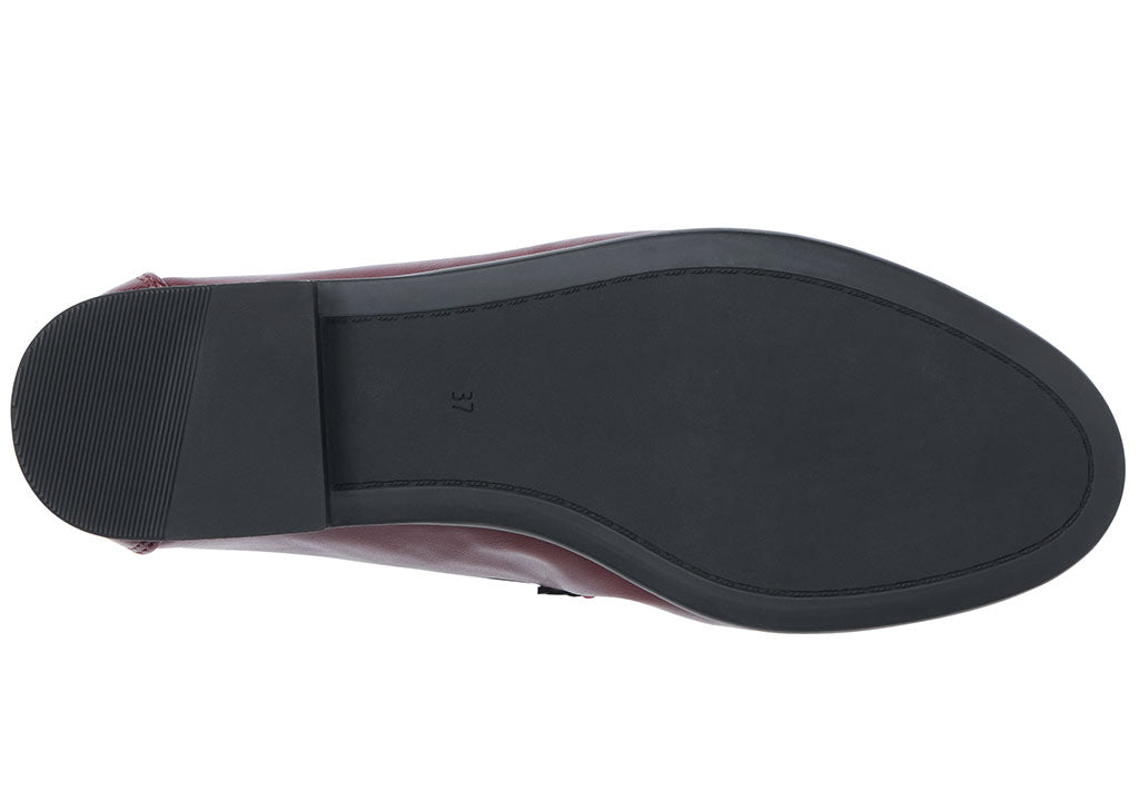 Beach by Matisse Women's Carlton Moc Toe Penny Loafer