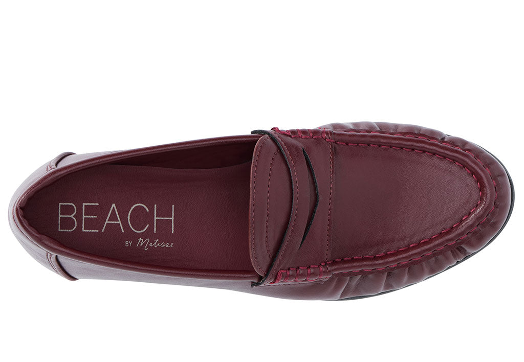 Beach by Matisse Women's Carlton Moc Toe Penny Loafer