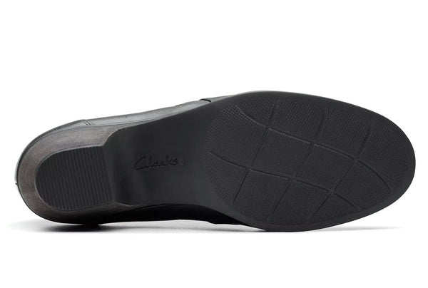 Clarks Women's Emily2 Braley Leather Shootie