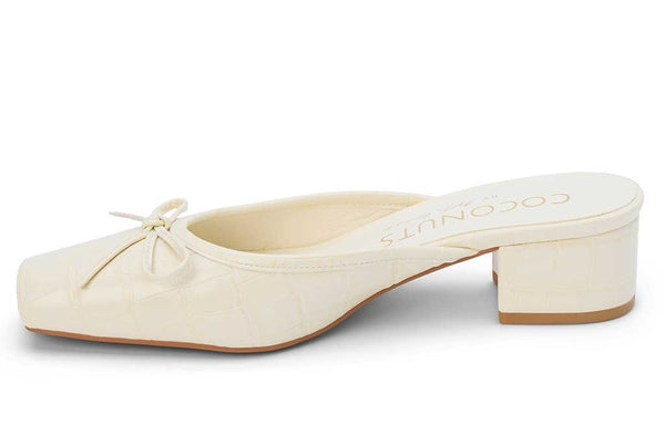 Coconuts by Matisse Women's Geneva