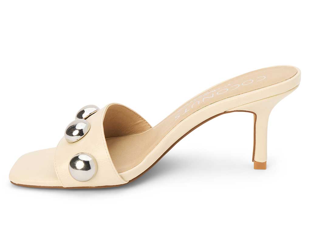 Coconuts by Matisse Women's Theo