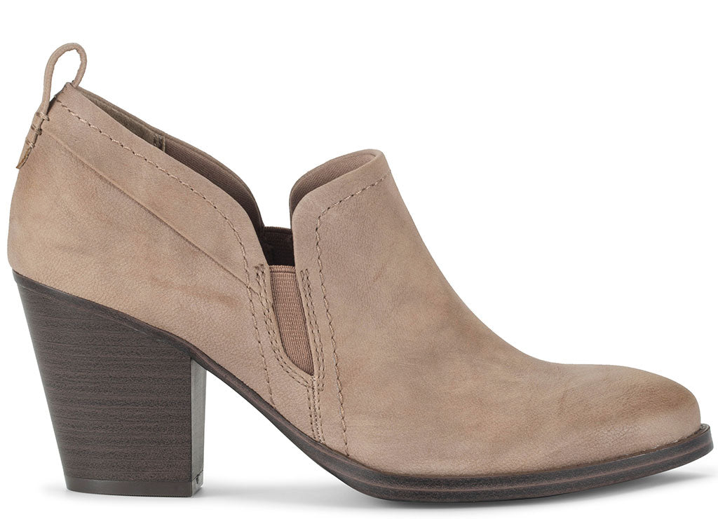 Baretraps Women's Caroline