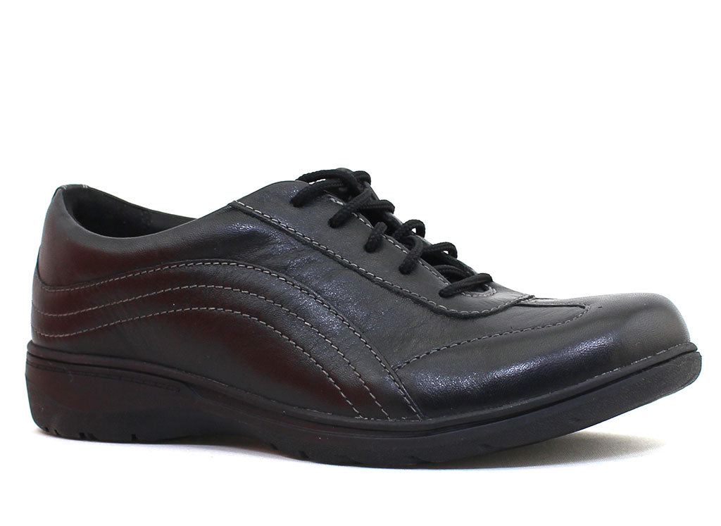 Clarks Women's Carleigh Dream Leather Sneaker
