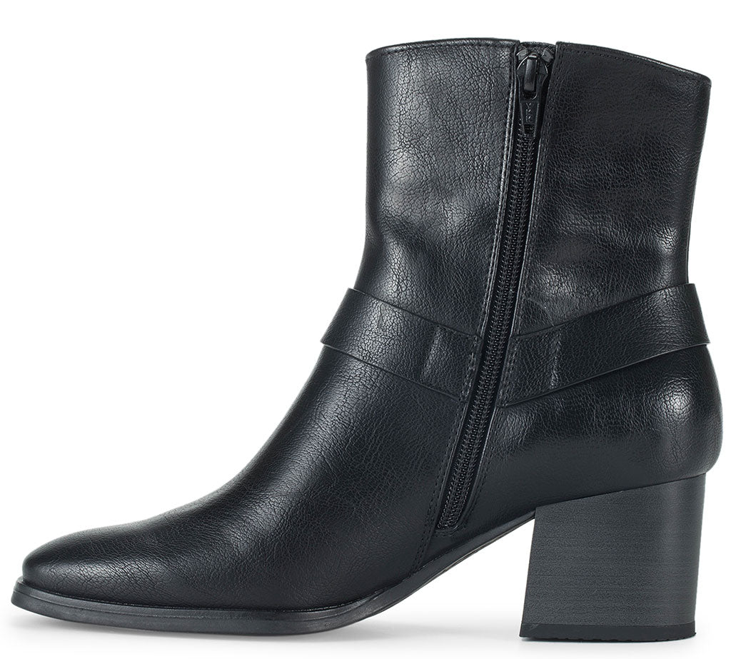 Baretraps Women's Tiana