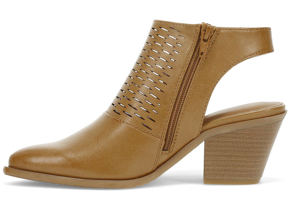 Baretraps Women's Yangley