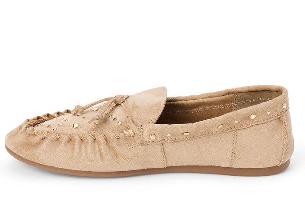Beach by Matisse Women's Sebastian Stud Moccasin Flat