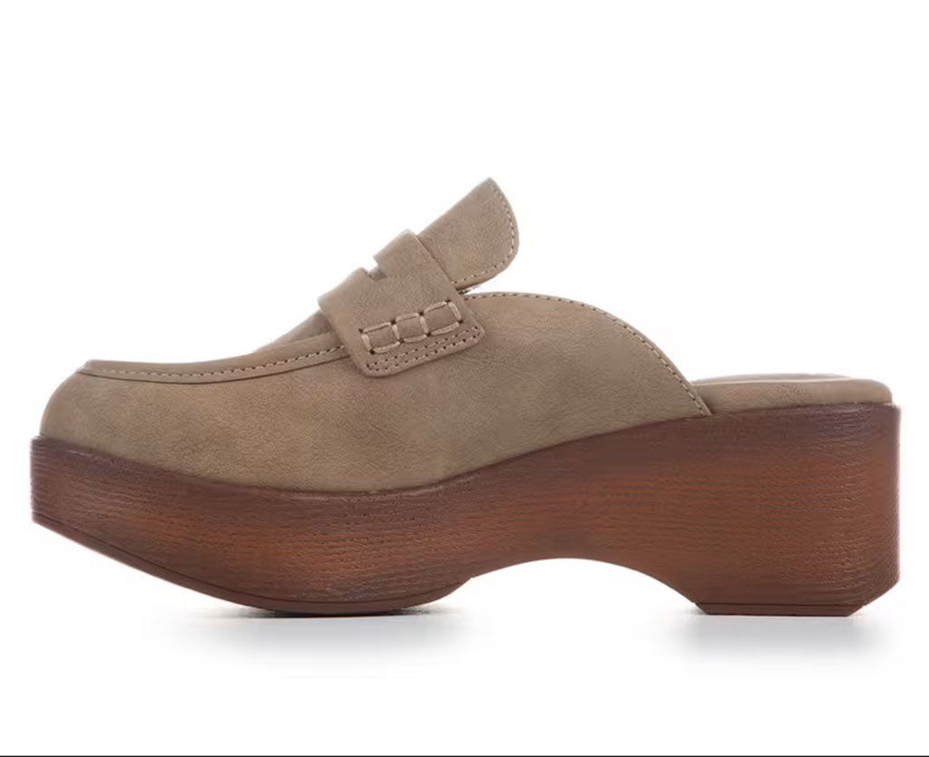 b.o.c Women's Amabella Platform Penny Mule