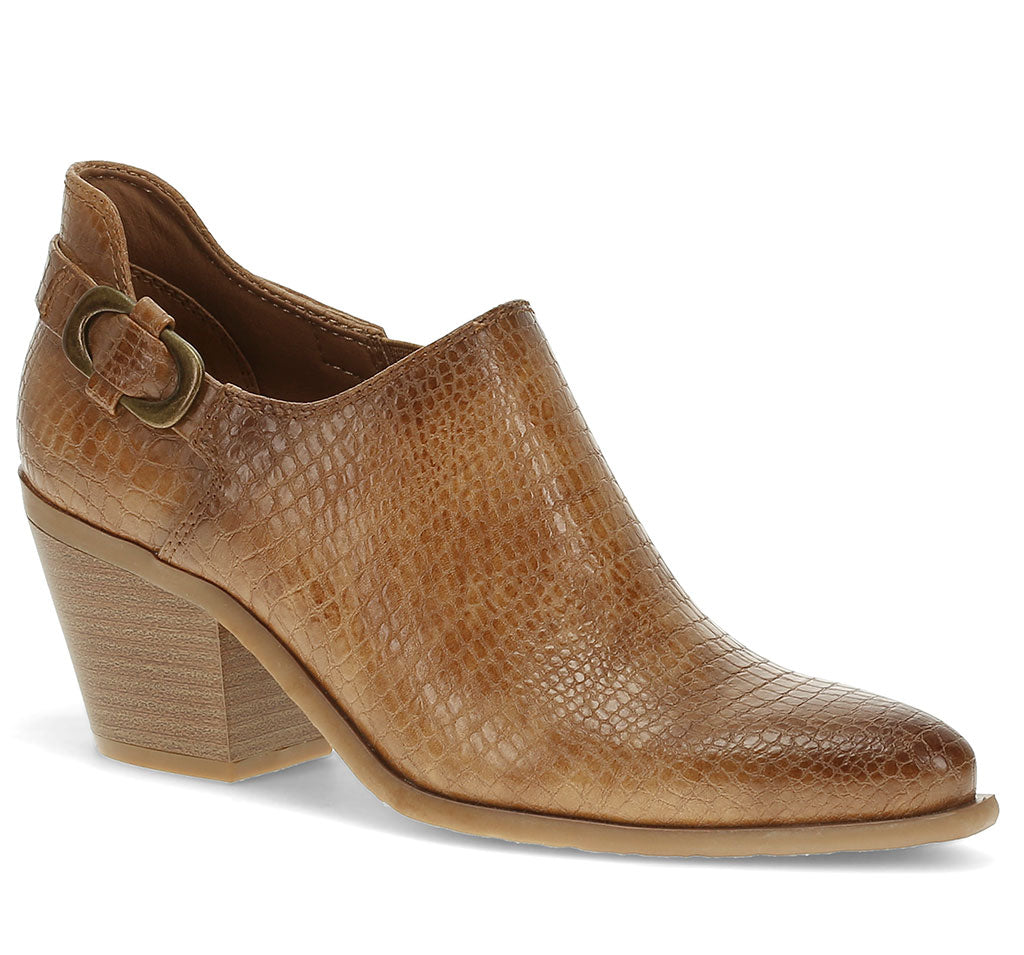 Baretraps Women's Yanah Block Heel Shootie