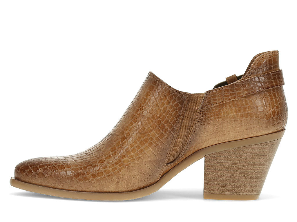 Baretraps Women's Yanah Block Heel Shootie