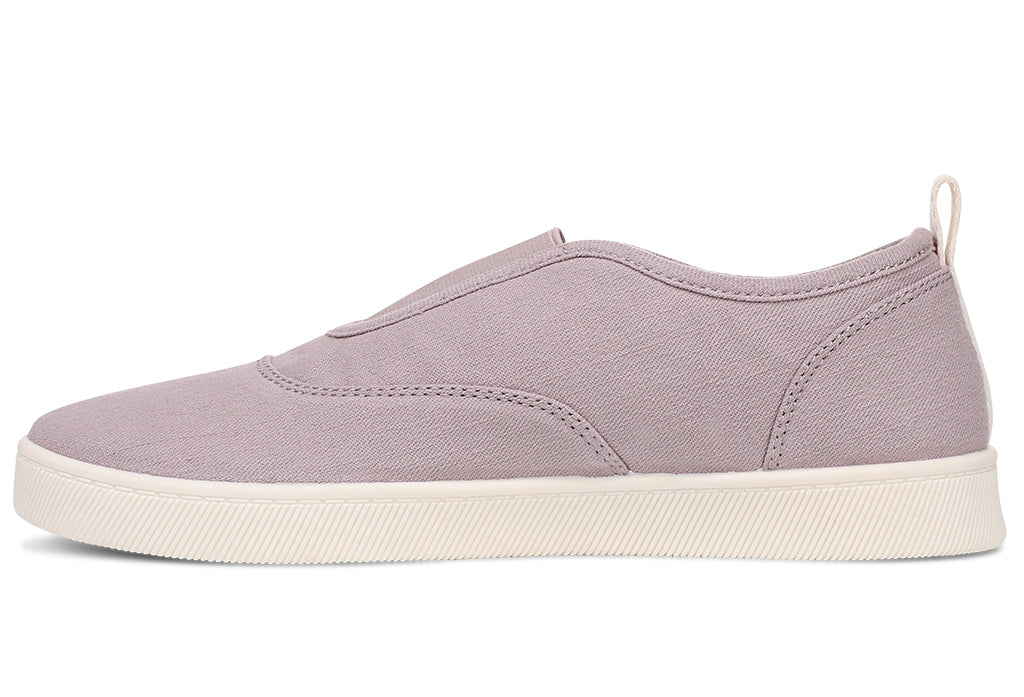 Vionic Women's Beach Cobalt Slip-On Sneaker
