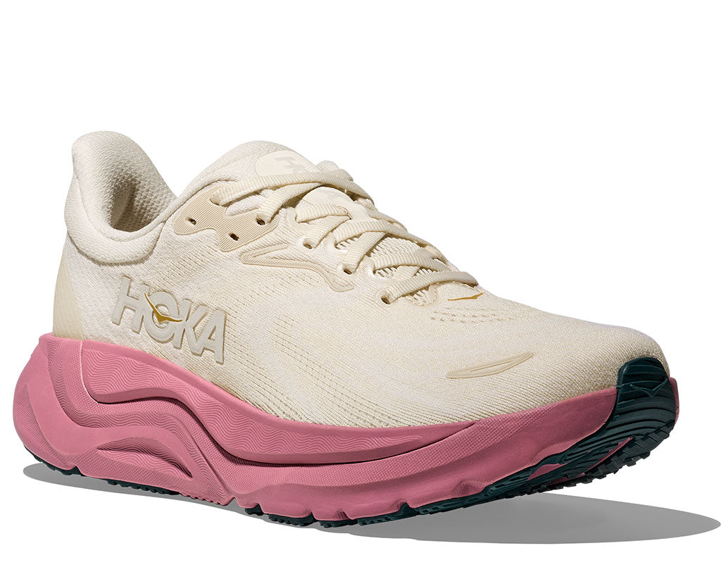 HOKA Women's Arahi 8 Sneakers