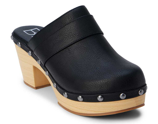 Beach by Matisse Women's Maverick Clogs